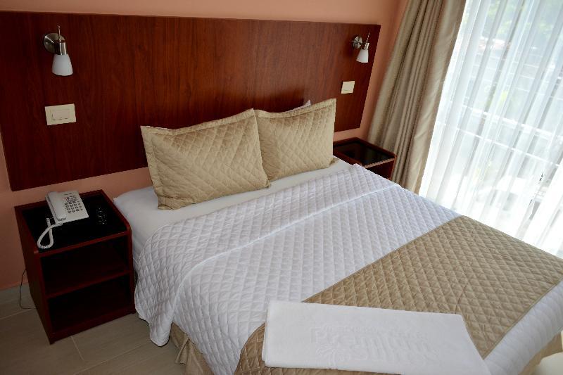 Premium Suites Business Aparthotel Equipetrol Санта-Крус-де-ла-Сьєрра Екстер'єр фото